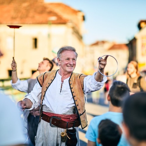 36036764_2511588678867113_909644206090223616_o