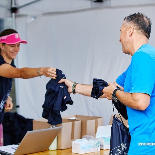 118382236_1987536918052612_3280953881018841952_o