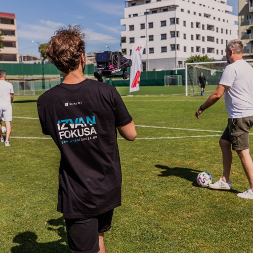 210700283_1916653925157029_3934527725378614376_n