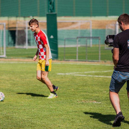 212422419_1916653895157032_8842351055174695672_n