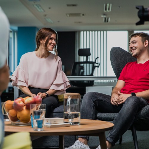 239417348_1955991624556592_3985317654728461680_n