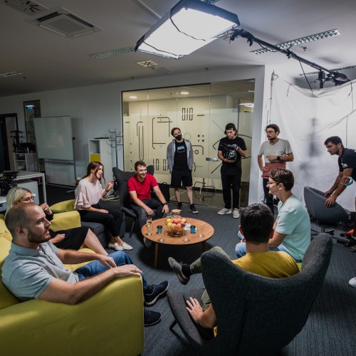 239448318_1955991654556589_6842629085072555302_n