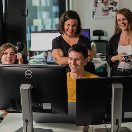 239874839_1955991231223298_860603220486558119_n