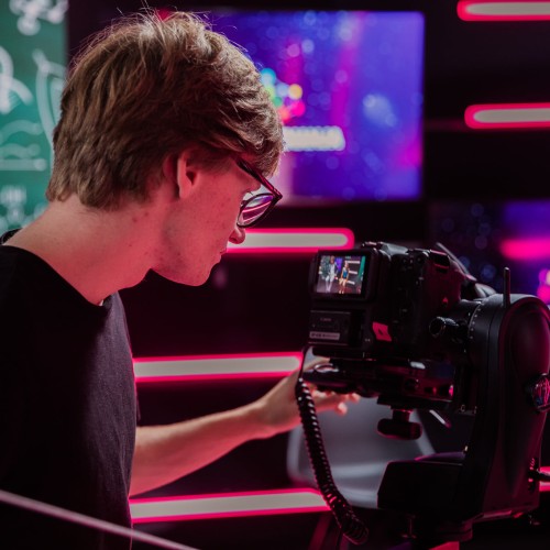 243029693_1981422482013506_2845213728451489840_n