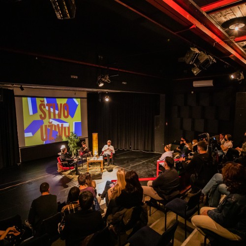 244841268_1991826207639800_1088135251336327913_n